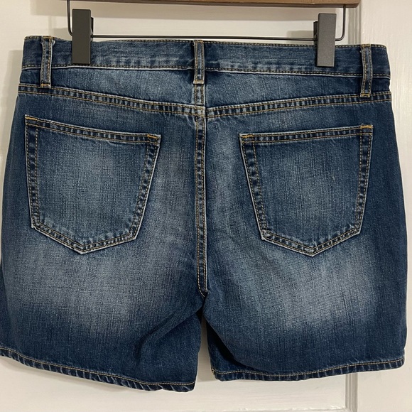 Gap Denim Shorts 6 28 Jean Shorts Midrise Distressed 100% Cotton Summer Beach - Picture 2 of 4